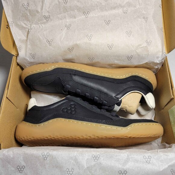 Vivo barefoot Shoes - Vivobarefoot Womens Gobi II Premium Leather Sneaker in Obsidian